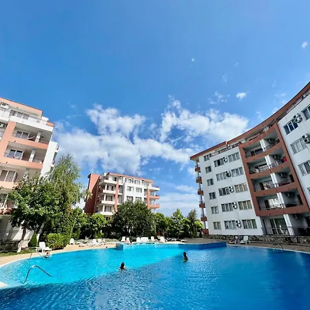 Riviera Fort Beach, Bulgaria דירה *